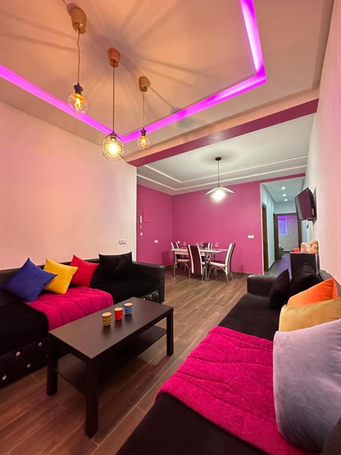 Pink House * 迈尔提勒